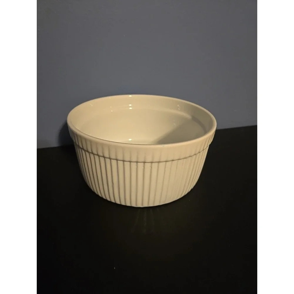 BIA Cordon Bleu Souffle Casserole Baking Serving Dish White Ribbed‎ 6.5